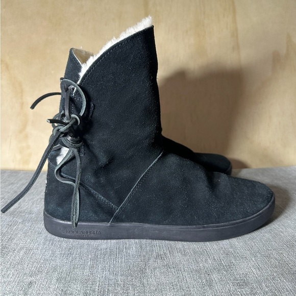 Koolaburra by UGG Women’s Size 9 Shazi Suede Short Tie Back Boots Black - Picture 1 of 8